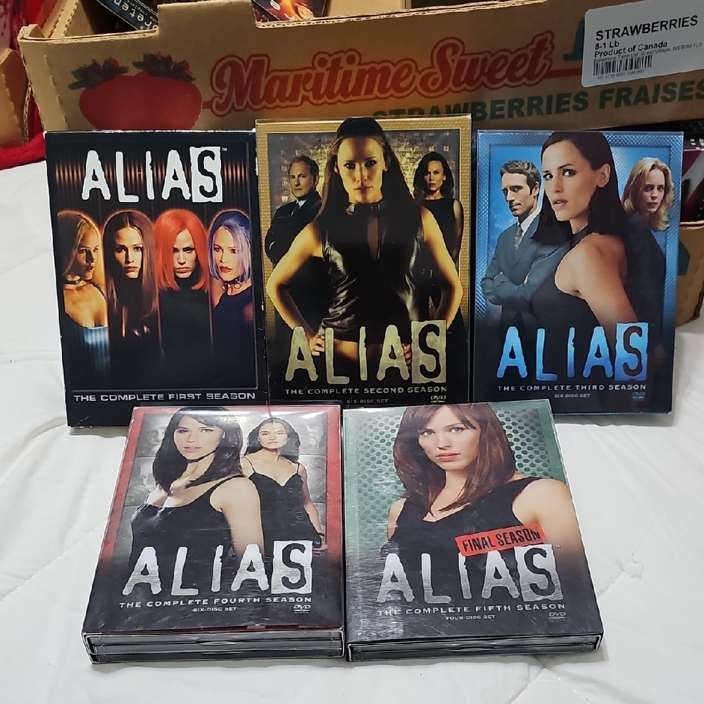 Alias Complete Series DVD Set